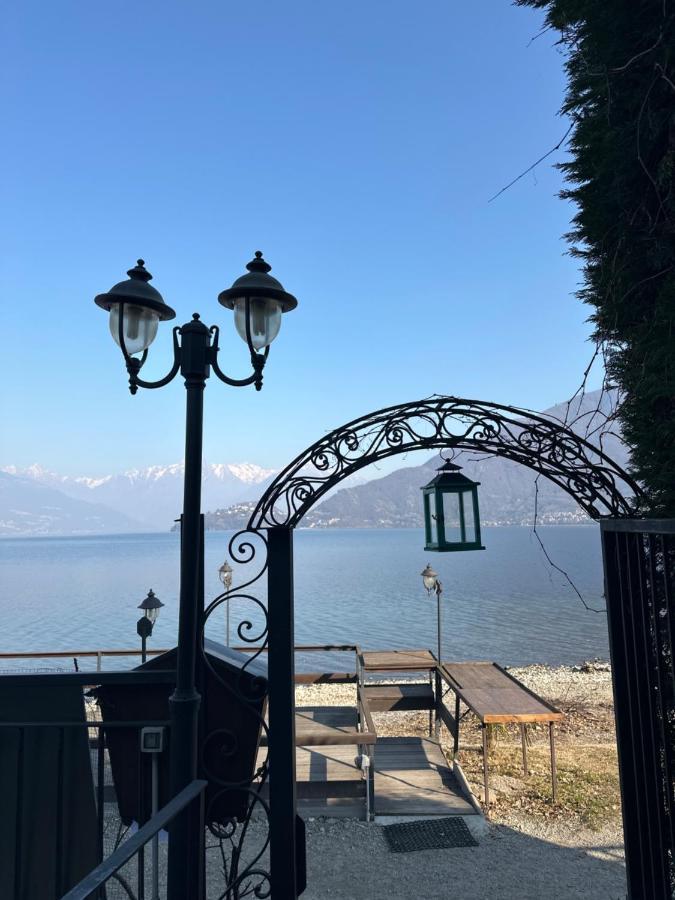 Residence Laguna Beach Pianello Del Lario Extérieur photo